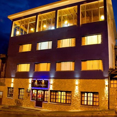 Hotel Mustapic Ushuaia Exterior photo